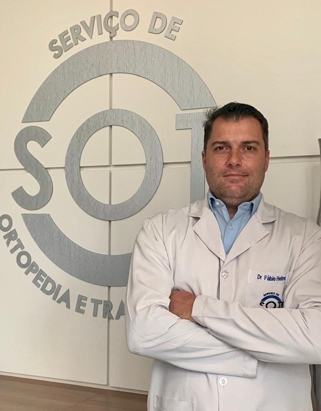 Médico Ortopedista especialista ombro e cotovelo em Campo Grande Dr. Fábio Helmer